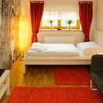 Rebel House Apartment *