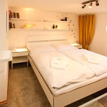 דירה Rebel House *